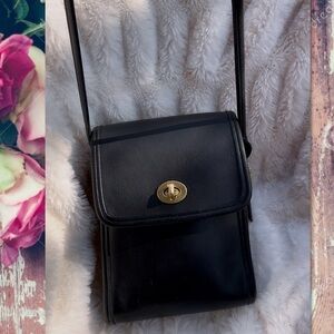 VINTAGE COACH BLACK SCOOTER SIDEPACK CROSSBODY BAG